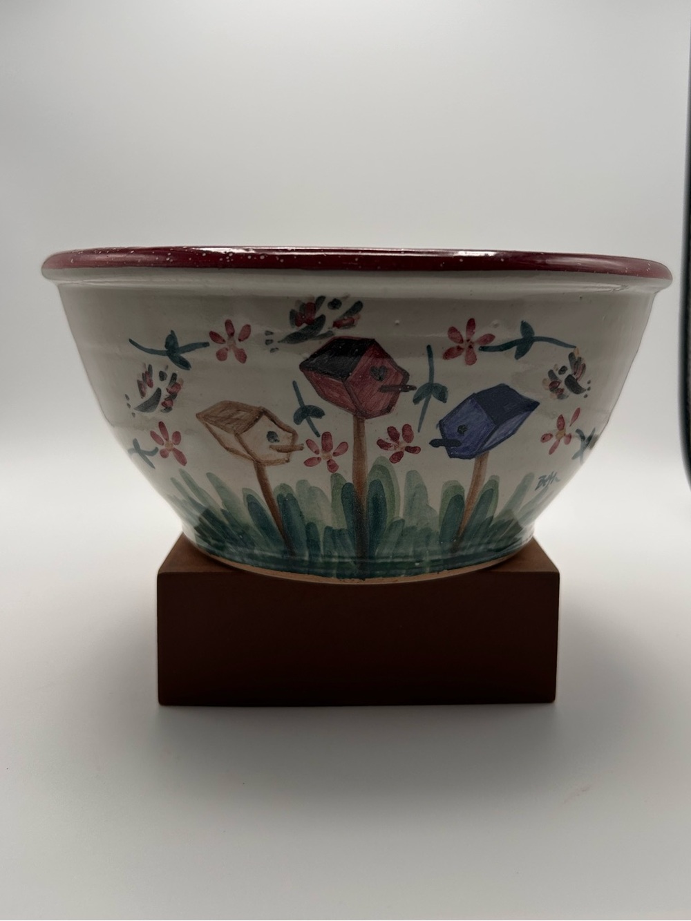 ECU Cafe Rd Pottery Hand-Painted
Floral Birdhouse Bowl 1998